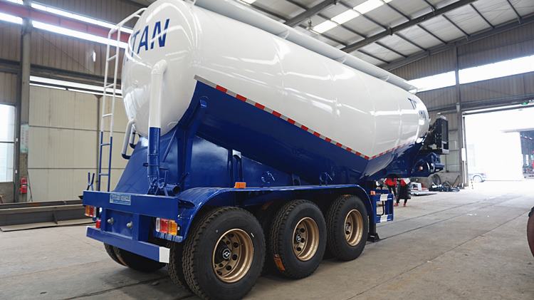 Cement Bulker Truck Price - Cement Bulker Trailer for Sale
